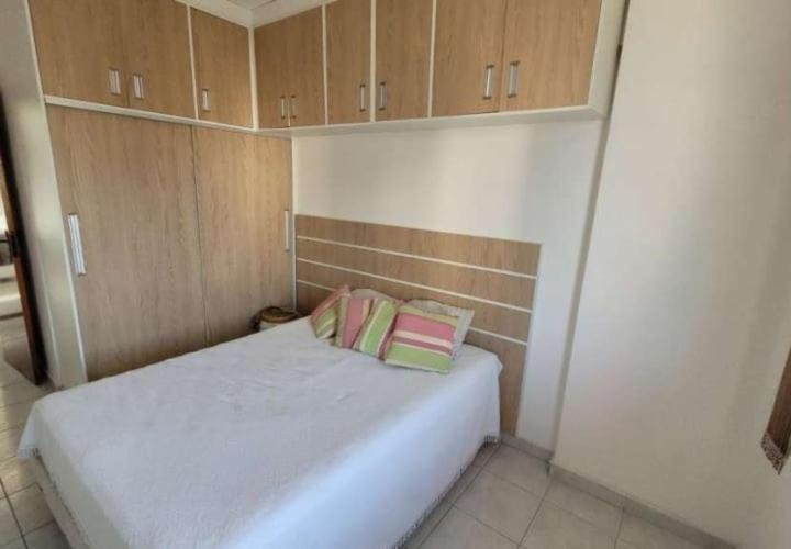 Grande 30 Metros Da Estacionamento Gratuito E Wi-fi Apartment *