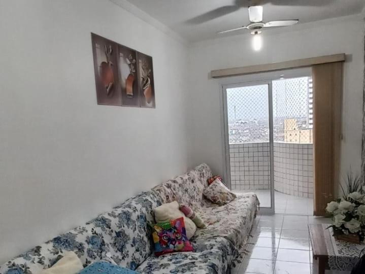 Apartamento Grande 30 Metros Da Estacionamento Gratuito E Wi-fi Praia Grande (Santos)